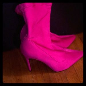 Fuchsia Sock Booties